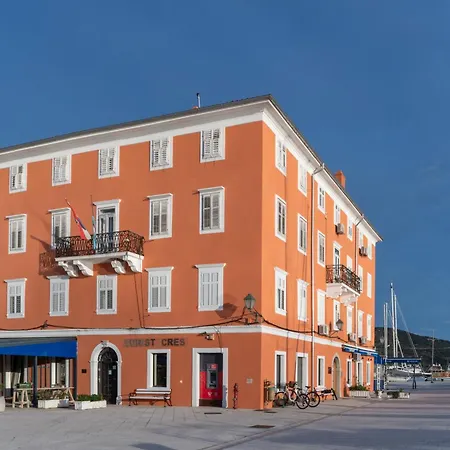 Bella Vista Apartment Cres Exterior photo